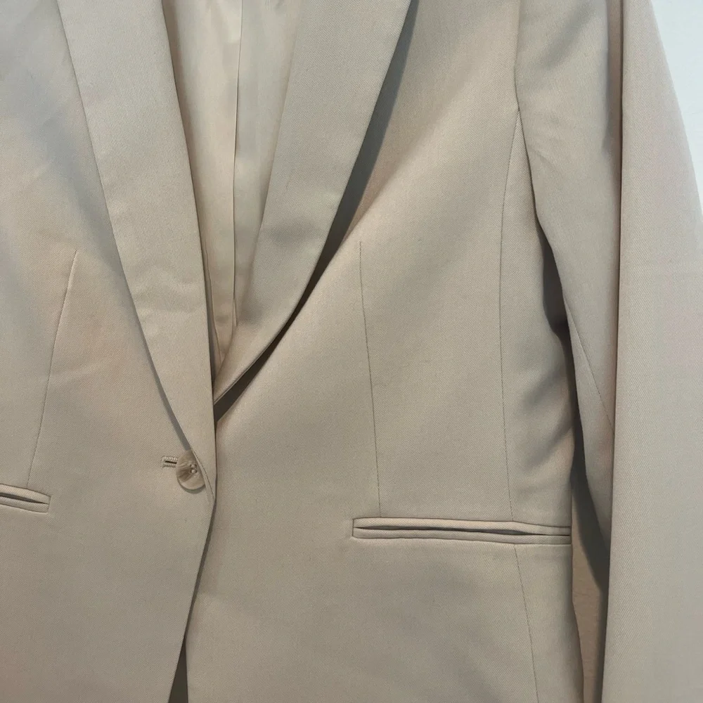 H&M Women’s Fitted Blazer Tan Size Small - Picture 5 of 7